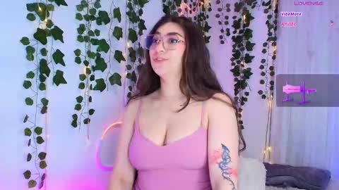 Snapshot of samii_evans chatting on October 8, 4:06 am samii evans online show from October 8, 4:06 am