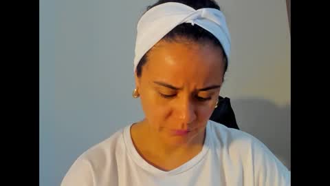 sam online show from December 1, 12:37 am