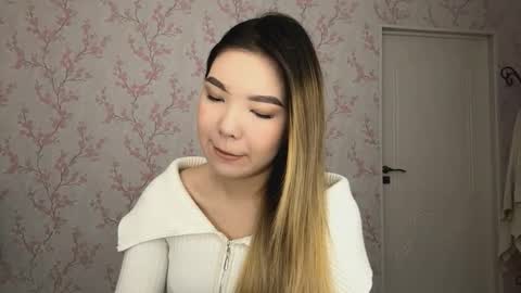 Elina online show from March 3, 8:53 am