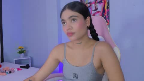 Snapshot of sammy__rose chatting on September 8, 7:24 pm Sammy Rose online show from September 8, 7:24 pm