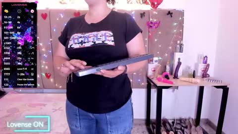  Sammy  online show from January 13, 1:55 am