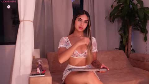 Snapshot of sammylaszlow chatting on October 11, 10:45 pm Sammy online show from October 11, 10:45 pm