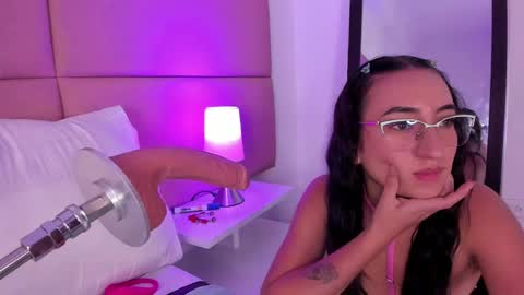 Sammy Morales online show from February 11, 3:51 pm