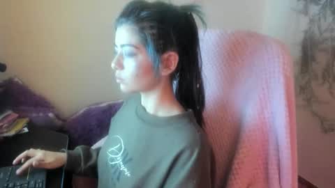   online show from March 17, 6:50 am