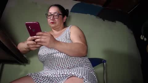 adriana online show from December 1, 7:38 pm