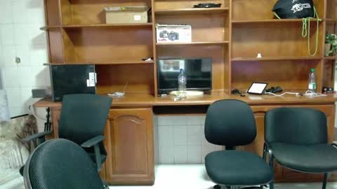 Snapshot of samy_green_ chatting on October 13, 3:04 pm samy_green_ online show from October 13, 3:04 pm