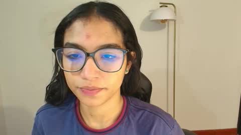 Hello I am absent due to a family calamity I will return soon-hola estoy ausente por un problema familiar volvere pronto. online show from October 21, 12:47 am