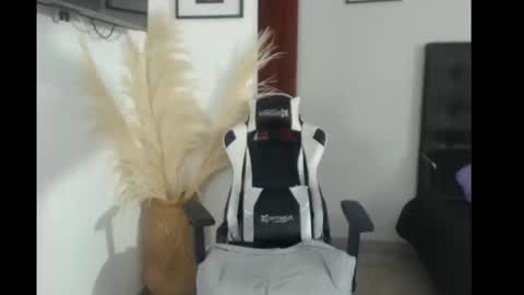 Snapshot of samy_vsn chatting on September 23, 10:19 pm samy_vsn online show from September 23, 10:19 pm