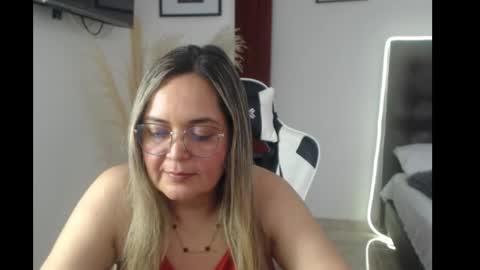 Snapshot of samy_vsn chatting on September 30, 6:46 pm samy_vsn online show from September 30, 6:46 pm