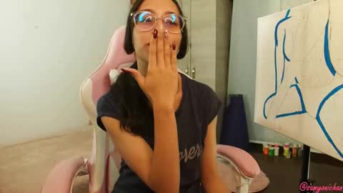 Special show on 17 december and 23 UwU online show from December 5, 3:59 am