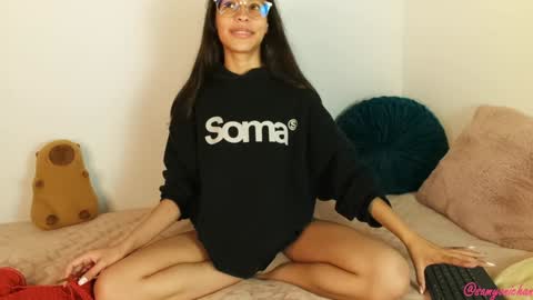 Special show on 17 december and 23 UwU online show from February 9, 4:25 am