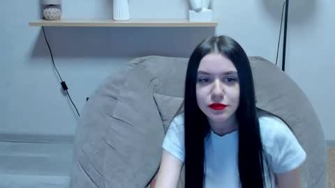 Sandra Miragee online show from April 22, 9:17 am