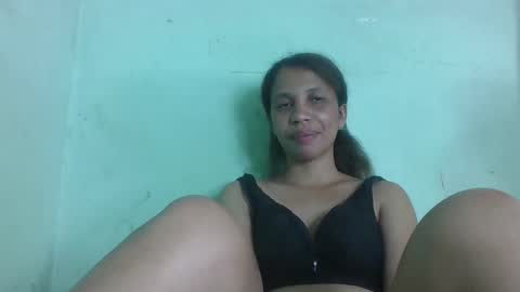 sandrinah788632 online show from May 23, 4:27 pm