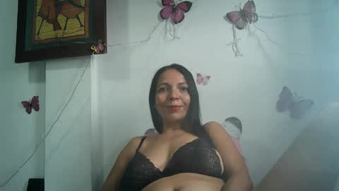 Snapshot of sandy10_vanegas chatting on January 5, 4:16 pm sandy10_vanegas online show from January 5, 4:16 pm