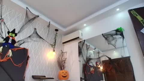 SAM  online show from October 24, 12:12 pm