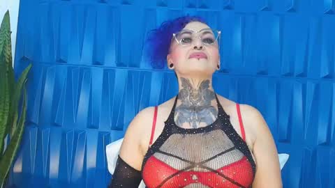 Snapshot of sandyrosee_ chatting on January 2, 6:34 pm Sandy Rose online show from January 2, 6:34 pm