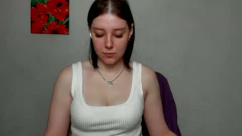 Snapshot of sannyflower chatting on October 18, 6:49 am karina online show from October 18, 6:49 am
