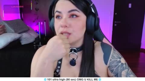 Liah Santos online show from January 5, 5:27 pm