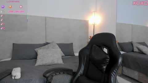 Saori  online show from April 1, 11:44 am