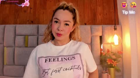 Snapshot of saori_newman chatting on January 16, 12:09 pm Saori online show from January 16, 12:09 pm