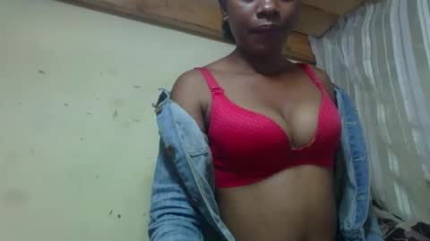 Snapshot of saphiana chatting on October 3, 2:44 pm saphia online show from October 3, 2:44 pm