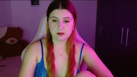 sara_160 online show from May 2, 12:30 pm