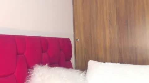 Snapshot of sara_699 chatting on February 28, 1:25 pm Sara online show from February 28, 1:25 pm