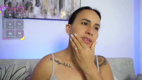 Snapshot of sara_charmy chatting on September 26, 10:57 am online show from September 26, 10:57 am