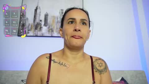 Snapshot of sara_charmy chatting on September 22, 11:19 am online show from September 22, 11:19 am