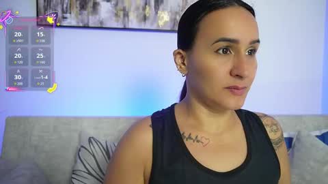Snapshot of sara_charmy chatting on September 25, 10:47 am online show from September 25, 10:47 am