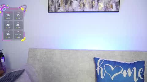 Snapshot of sara_charmy chatting on October 10, 12:10 pm online show from October 10, 12:10 pm