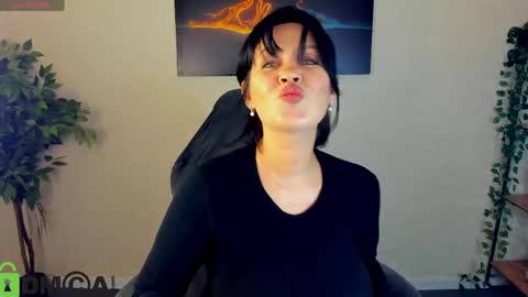 Sara online show from March 28, 9:31 am