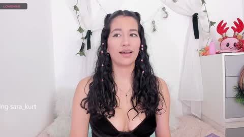Snapshot of sara_kurt chatting on December 26, 2:22 am Sara online show from December 26, 2:22 am