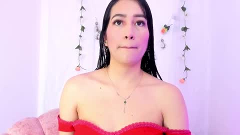 Snapshot of sara_kurt chatting on February 23, 12:30 pm Sara online show from February 23, 12:30 pm