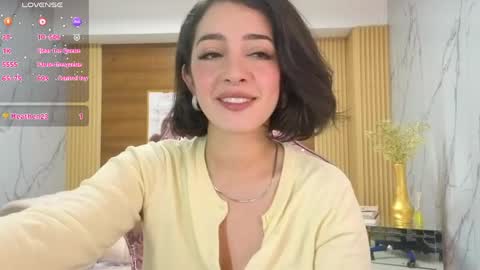 Sara  online show from June 6, 1:50 pm
