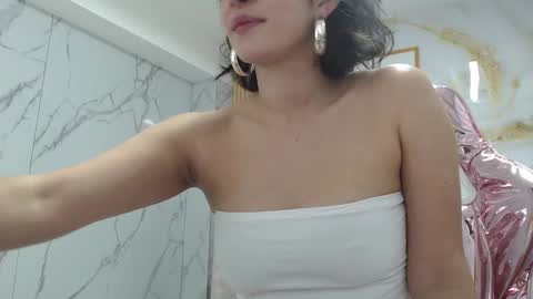 Snapshot of sara_lopez_s chatting on September 13, 1:30 pm Sara online show from September 13, 1:30 pm