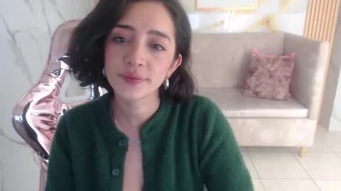 Snapshot of sara_lopez_s chatting on October 18, 2:09 pm Sara online show from October 18, 2:09 pm