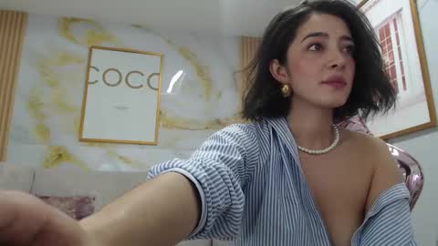Snapshot of sara_lopez_s chatting on September 16, 1:41 pm Sara online show from September 16, 1:41 pm
