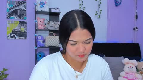 Sara Mendez online show from February 12, 12:05 am