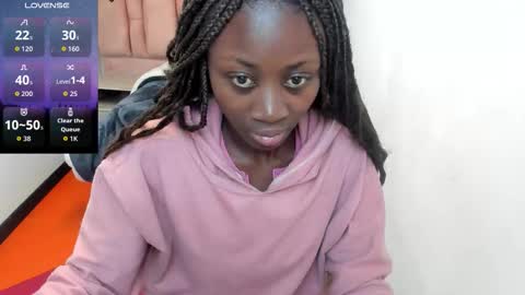 S A R A online show from October 7, 1:04 pm