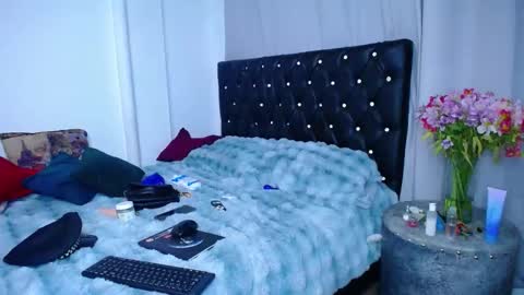Snapshot of sara_parker__ chatting on September 30, 12:16 am Sara Parker online show from September 30, 12:16 am