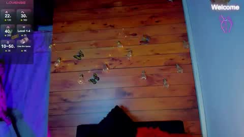 Snapshot of sara_thompson01 chatting on October 18, 8:39 am SARA online show from October 18, 8:39 am