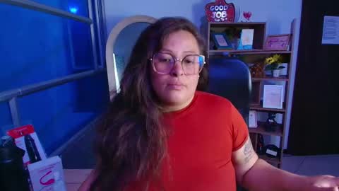 sara_thonson_ online show from November 19, 3:28 am