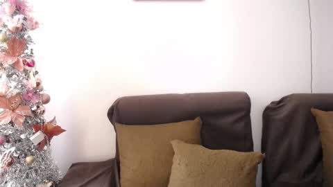  1 online show from December 22, 11:54 am