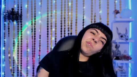 Sara online show from January 10, 11:39 pm