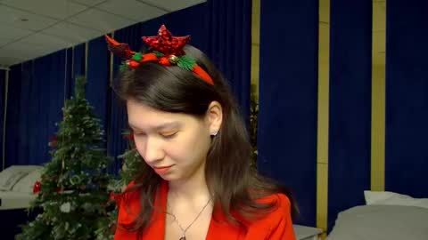 SaraDenars online show from December 15, 5:45 am