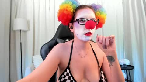Sara Desire online show from May 21, 2:15 pm
