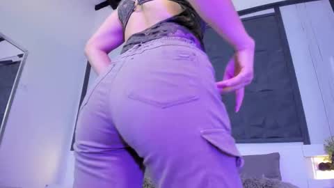  Sara Gomez  online show from November 5, 1:49 pm