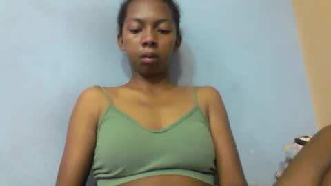 sarah146341 online show from March 20, 11:15 am