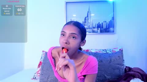 Snapshot of sarah_ashbourne chatting on September 10, 12:05 pm sarah_ashbourne online show from September 10, 12:05 pm